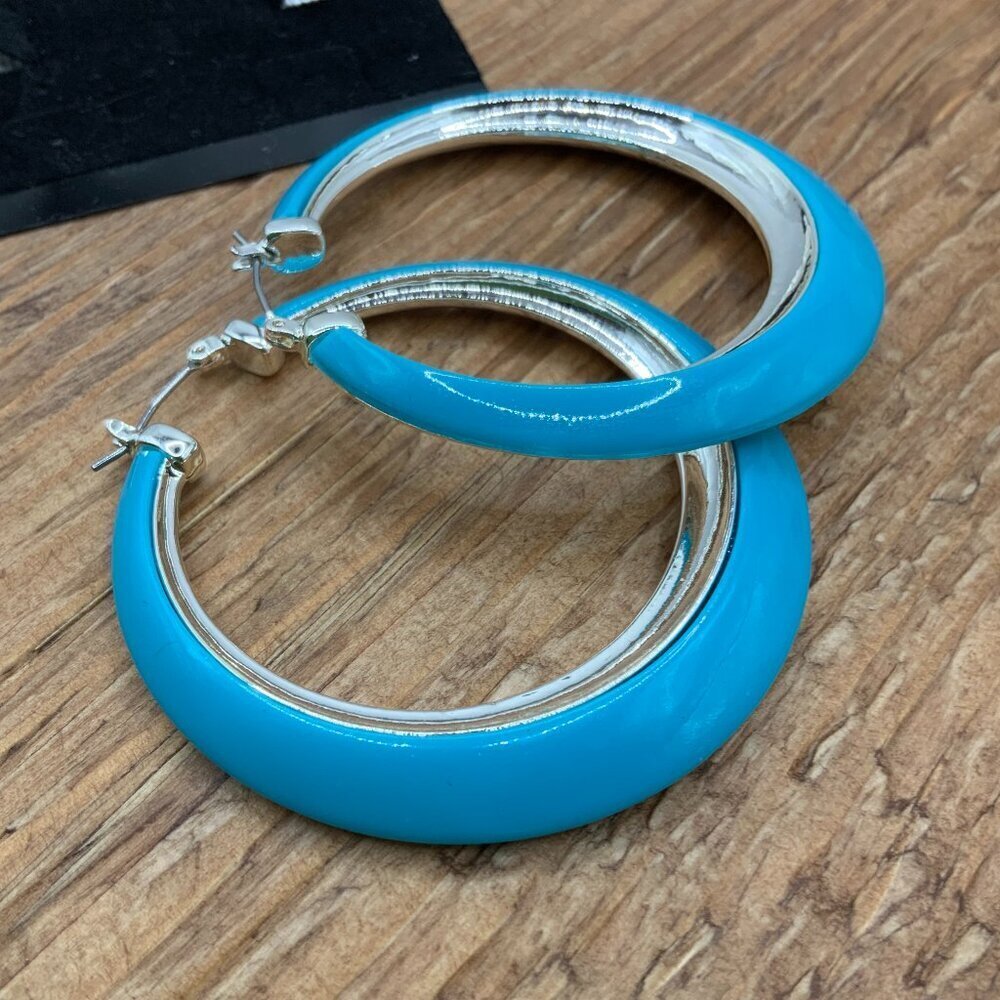 Nine West Blue Style Circular Silver Tone Hoop Earrings